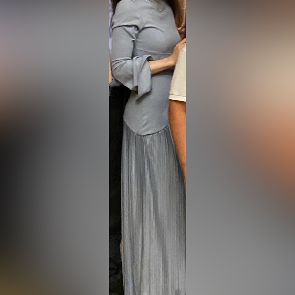 Worn once!! Good condition - Picture 3 of 4